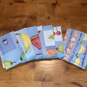 Waverly fruit salad print Cloth napkin set- NWOT